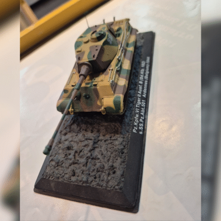MAQUETA TANQUE TIGER II AUSF. B (KING TIGER) – ARDENNES 1944