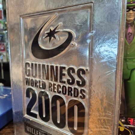 LIBRO GUINNES RECORDS 2000